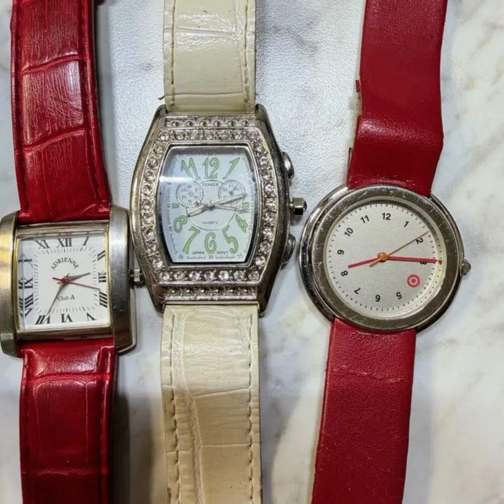 Lot of 10 Women's Rhinestone Fashion Watches Mixed Brands